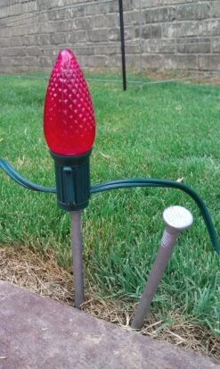 C9 Magnetic 250' Spool 6" Spacing Green Wire -Christmas Lights Series 0025580 c9 magnetic 250 spool 6 spacing green wire