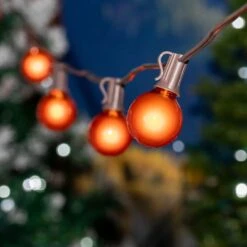 100 G40 Globe String Light Set With Orange Bulbs On Brown Wire -Christmas Lights Series 0032621 100 g40 globe string light set with orange bulbs on brown wire