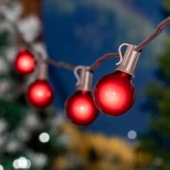 100 G40 Globe String Light Set With Red Bulbs On Brown Wire -Christmas Lights Series 0032622 100 g40 globe string light set with red bulbs on brown wire